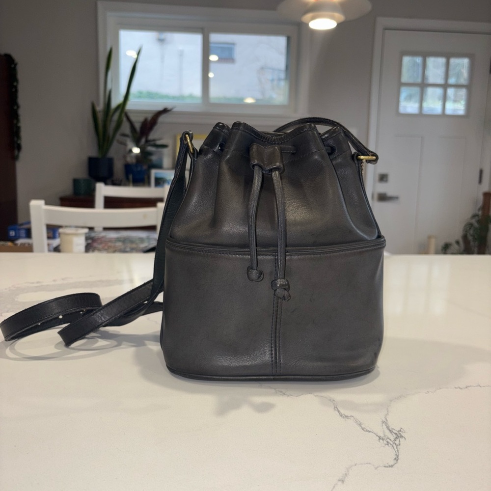 Vintage Coach Leather Bucket Bag in Navy